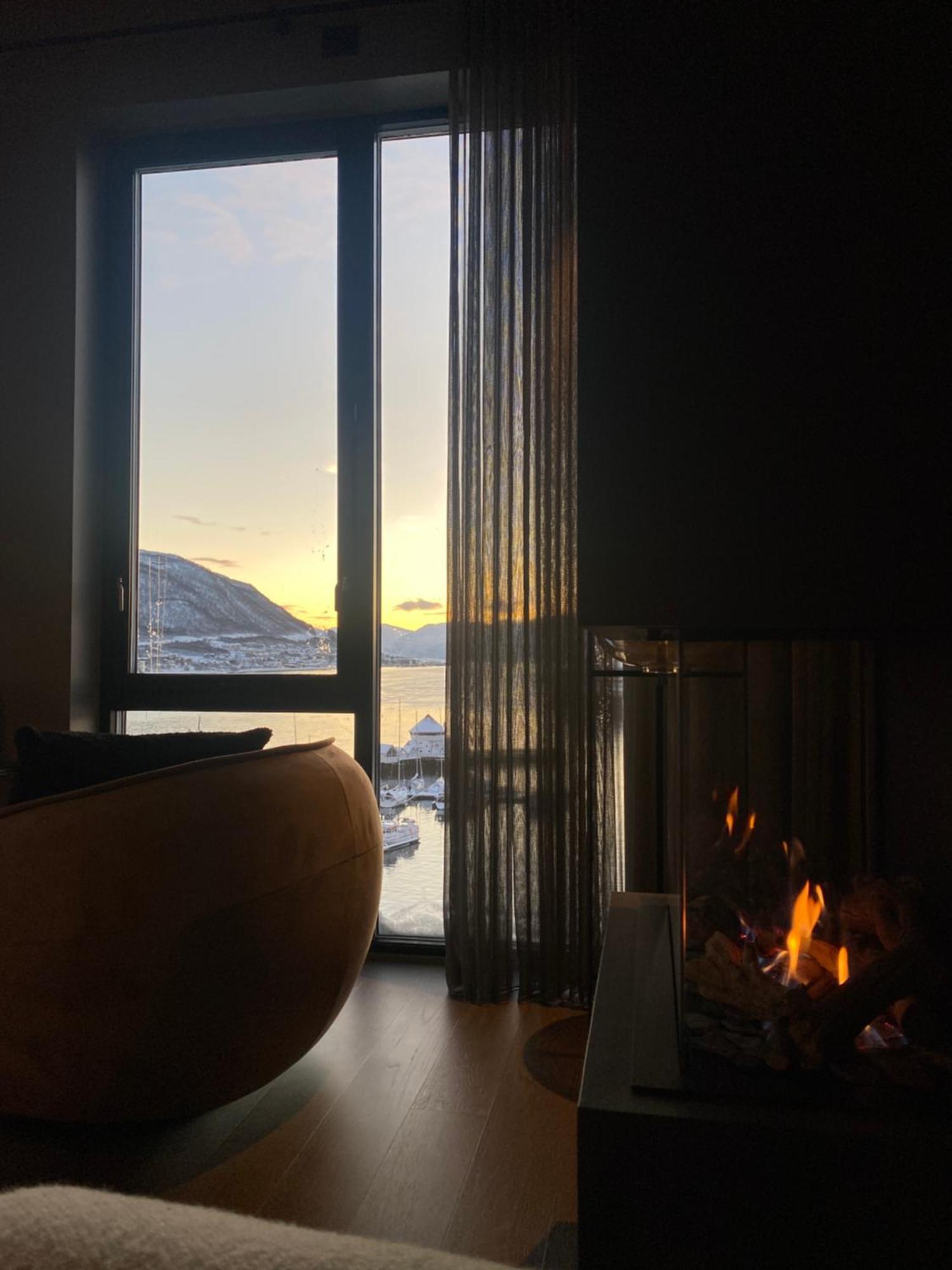 Vindlys Luxury Penthouse Apartment Tromso Exterior photo