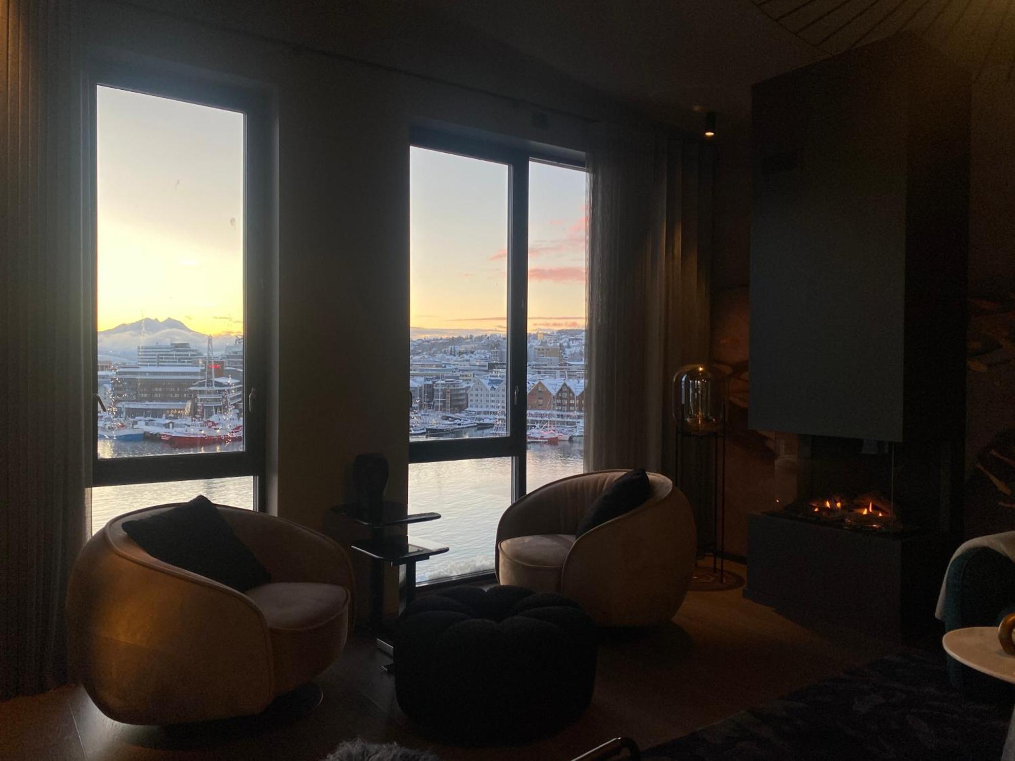 Vindlys Luxury Penthouse Apartment Tromso Exterior photo