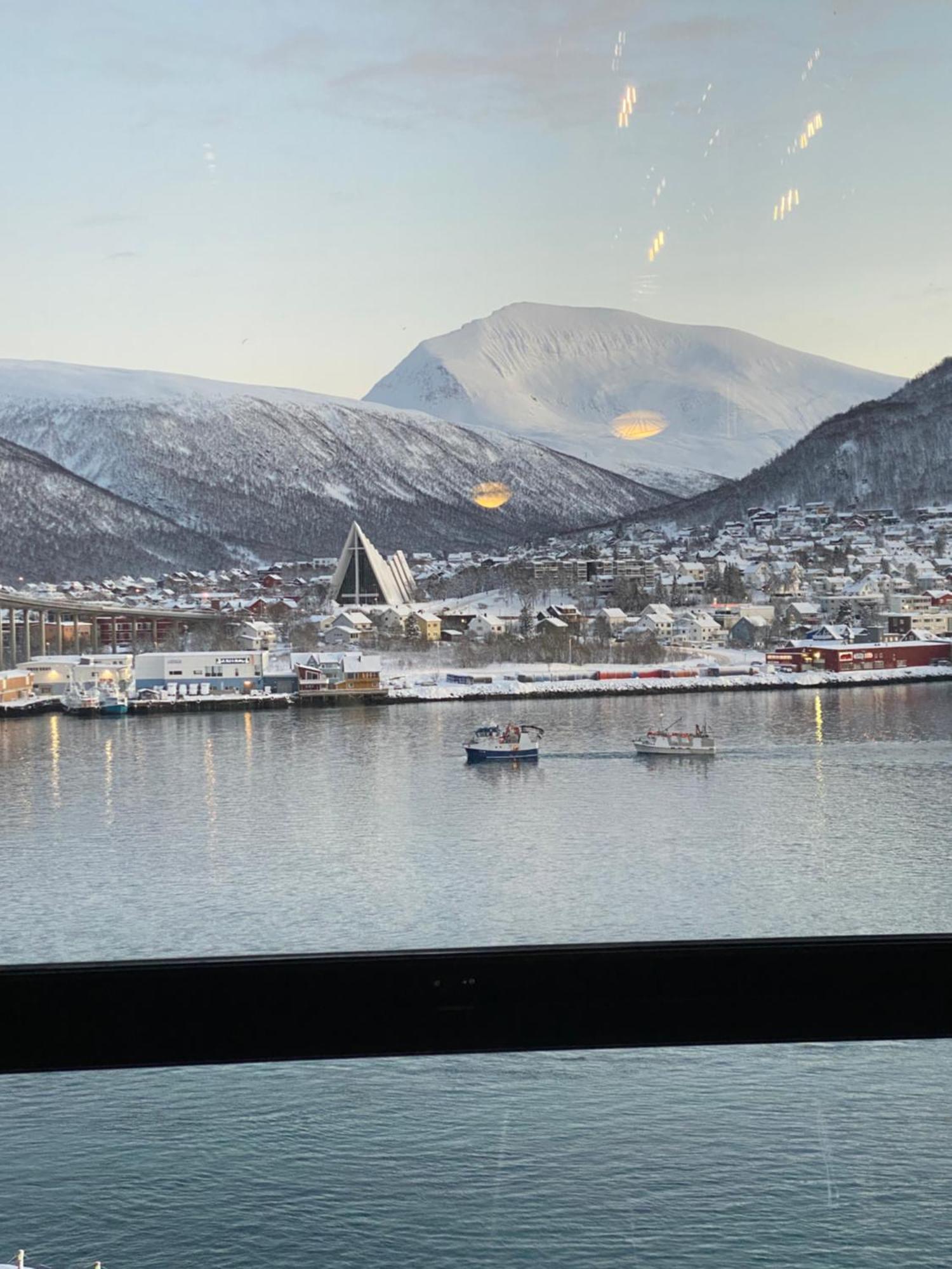 Vindlys Luxury Penthouse Apartment Tromso Exterior photo