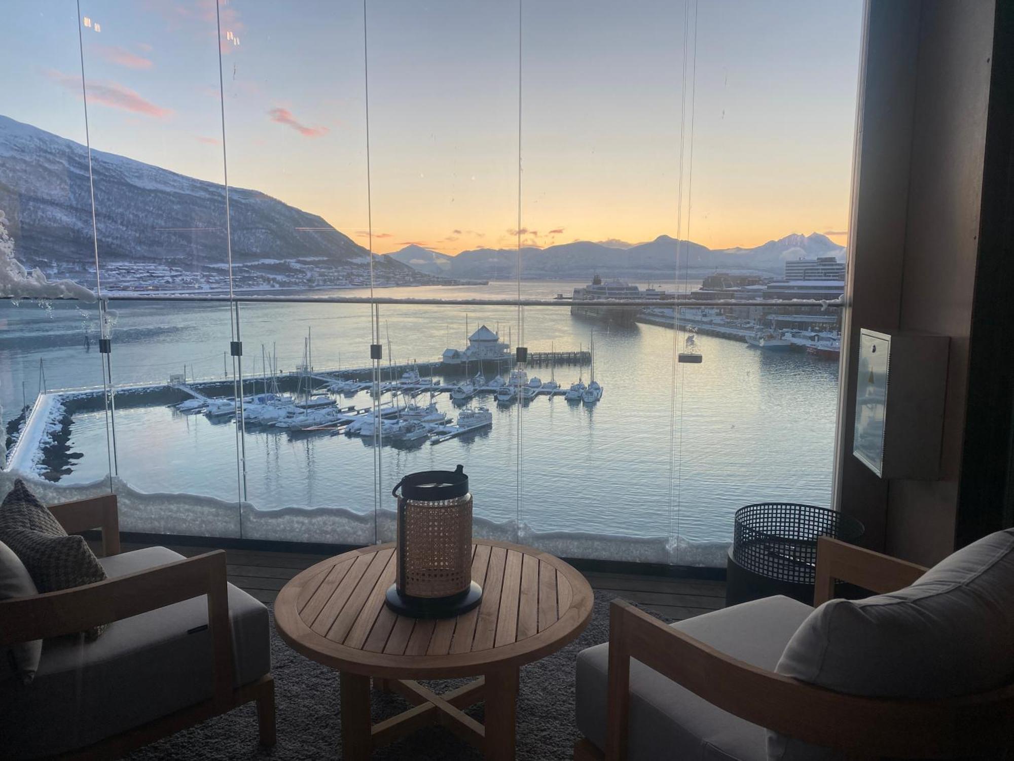 Vindlys Luxury Penthouse Apartment Tromso Exterior photo