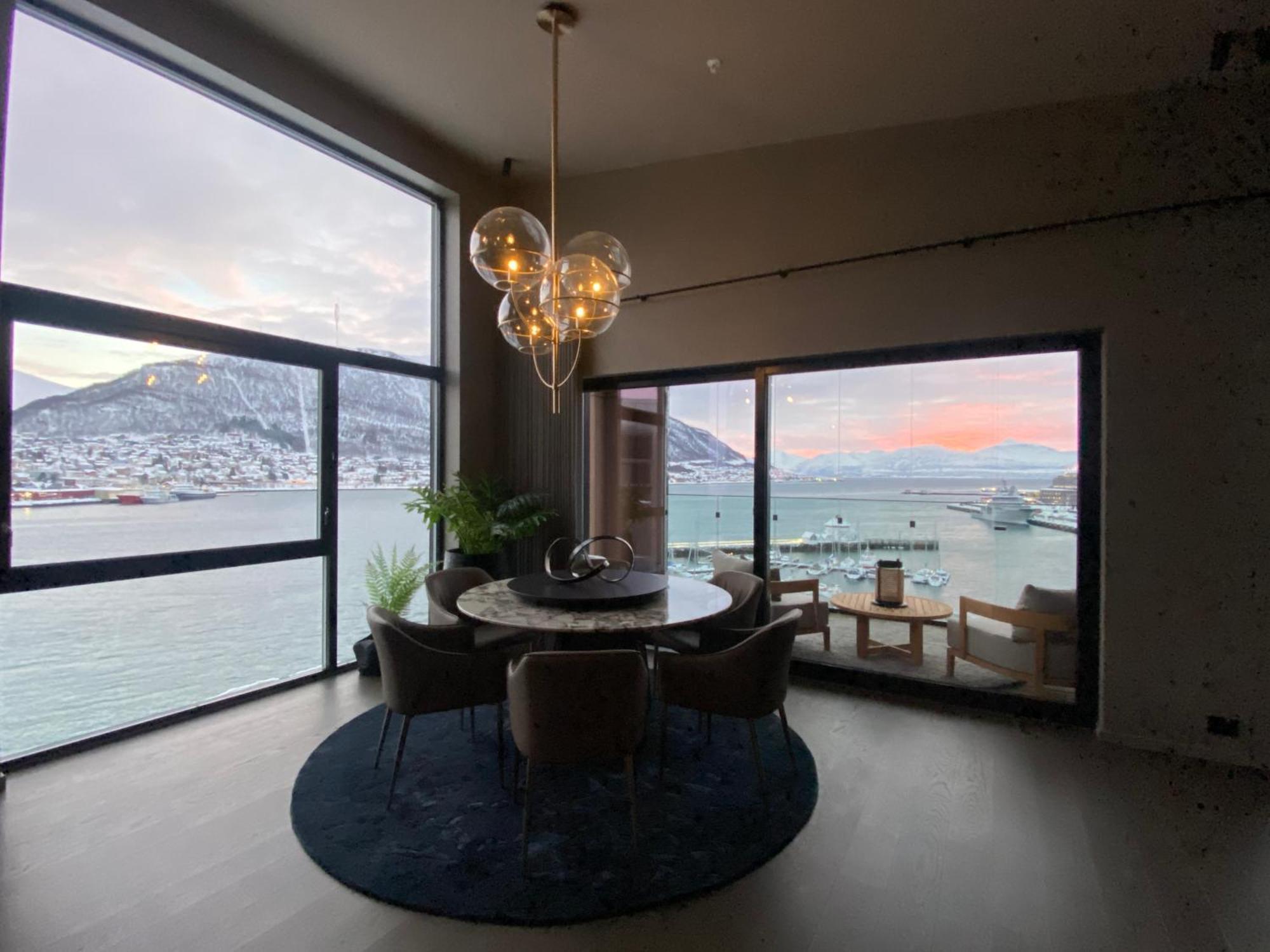 Vindlys Luxury Penthouse Apartment Tromso Exterior photo