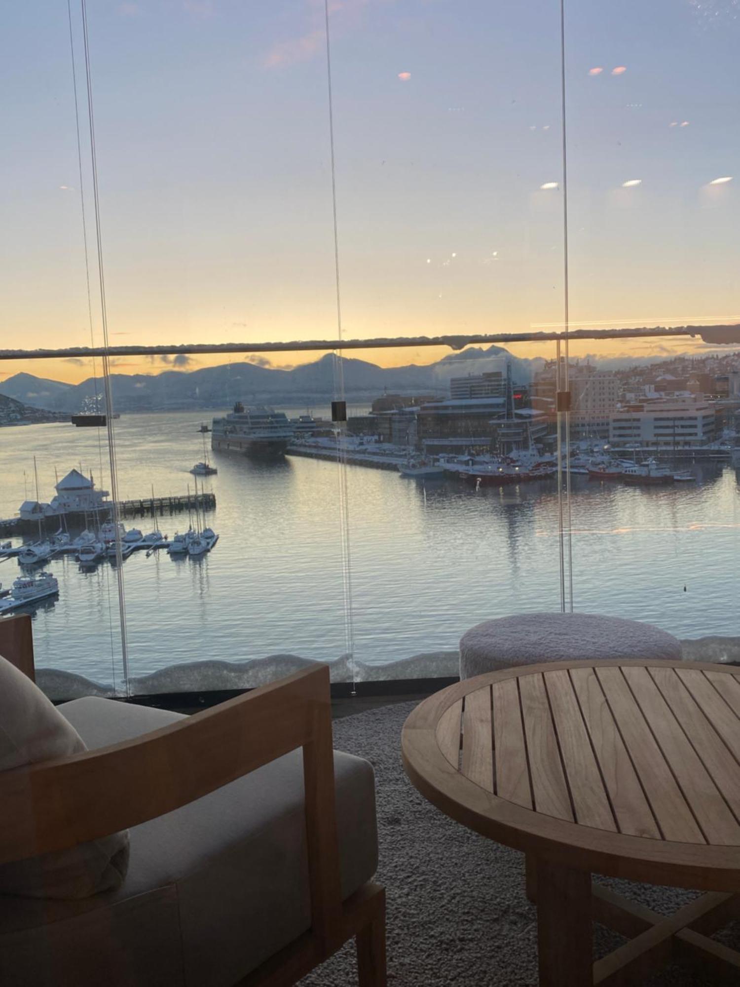 Vindlys Luxury Penthouse Apartment Tromso Exterior photo