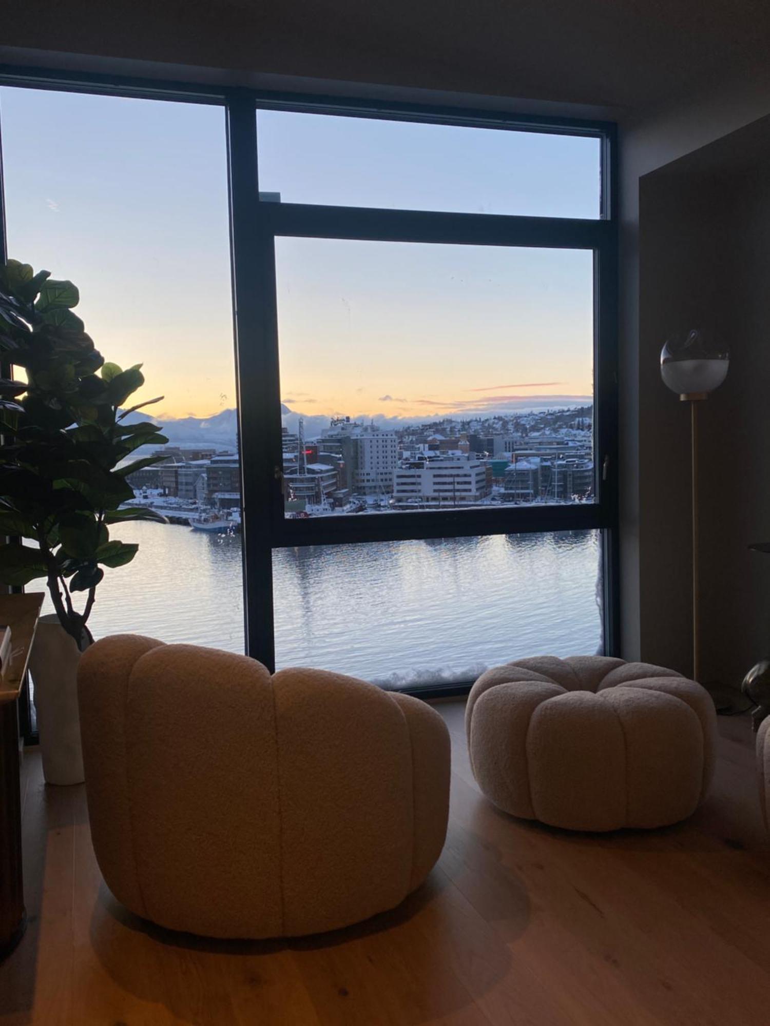 Vindlys Luxury Penthouse Apartment Tromso Exterior photo