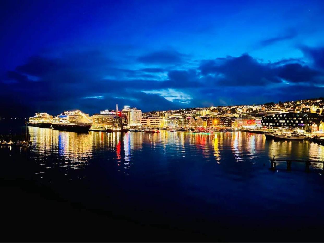 Vindlys Luxury Penthouse Apartment Tromso Exterior photo