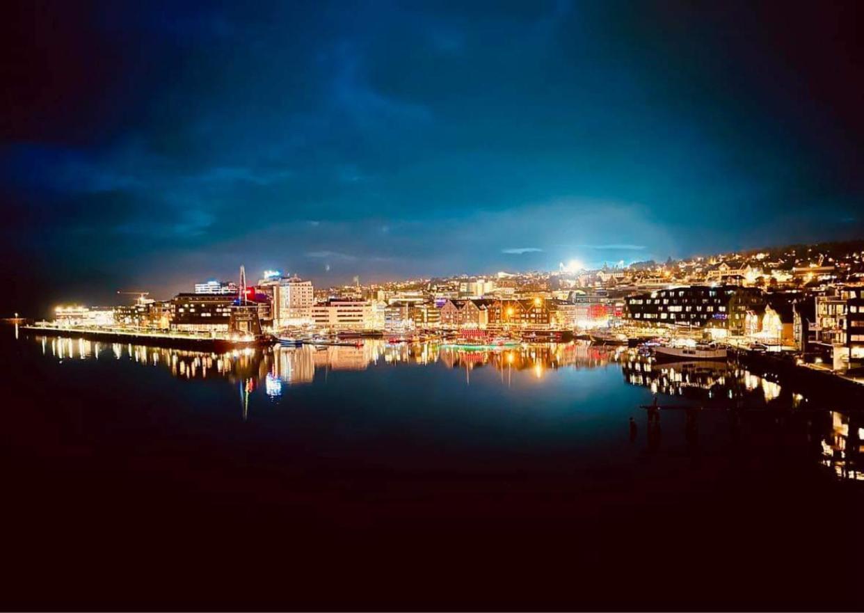 Vindlys Luxury Penthouse Apartment Tromso Exterior photo