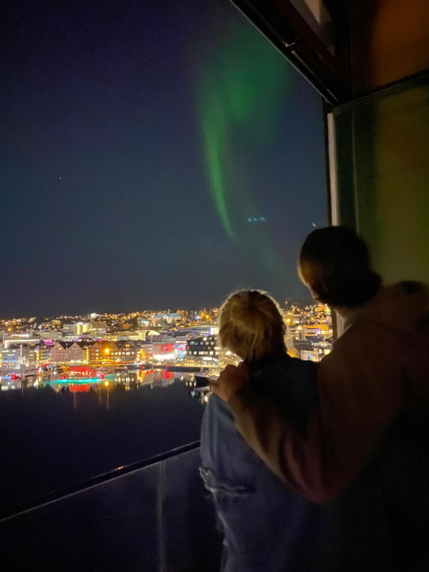 Vindlys Luxury Penthouse Apartment Tromso Exterior photo